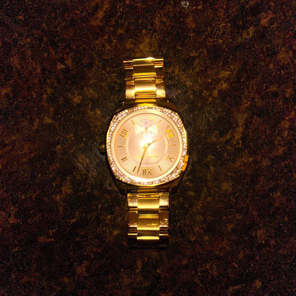 Gold Michael Kors Woman’s watch